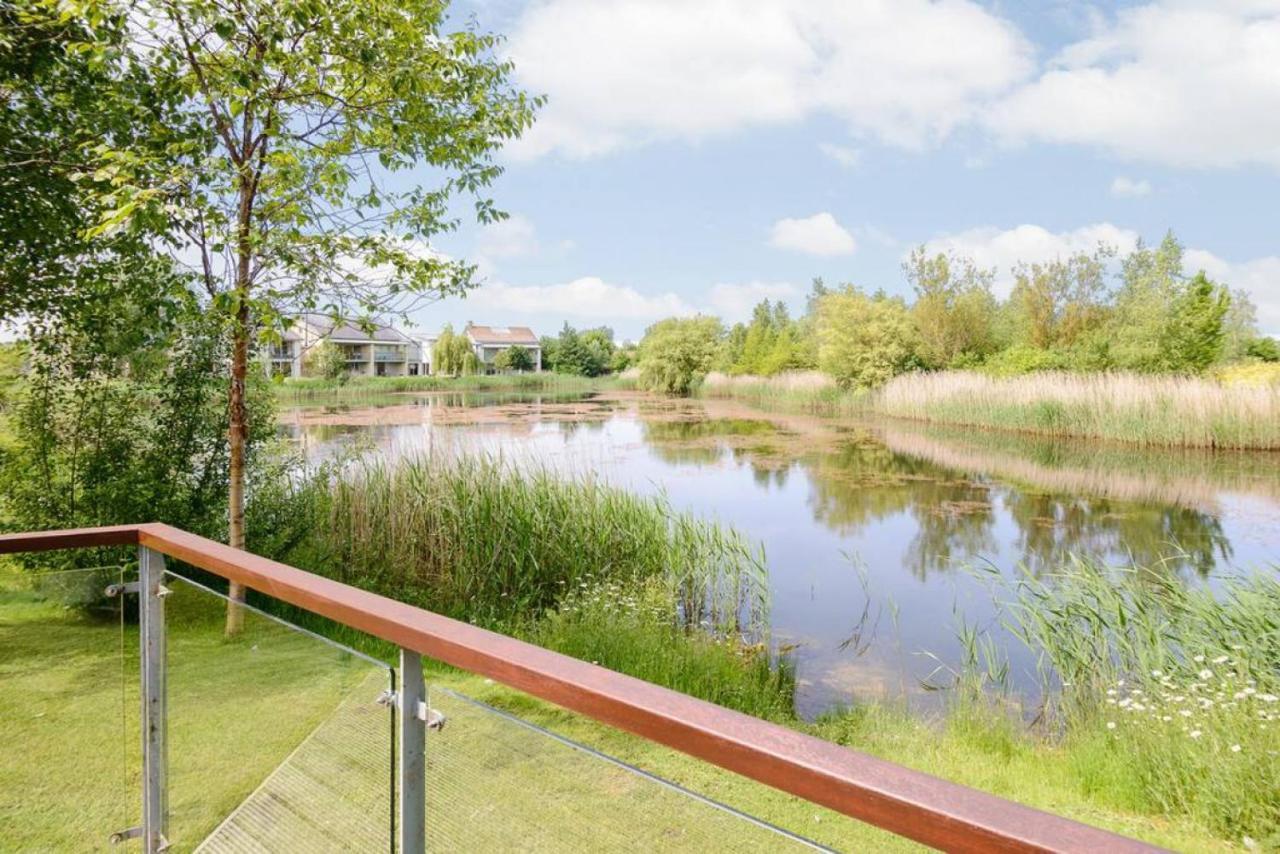 Osprey Cw64 Hot Tub Lakeside Somerford Keynes